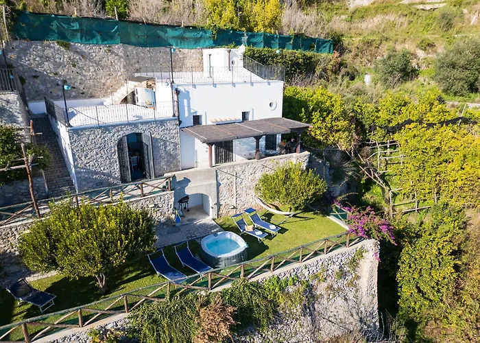 Holiday home La Cascina - Nenno